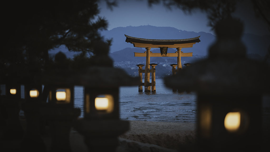 Bushido Budo Kortal Miyajima Torii Japon