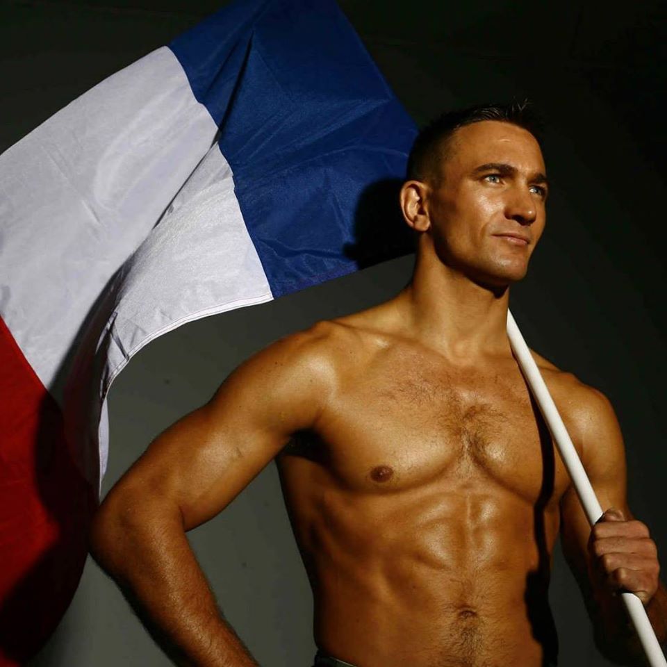 Les Premiers Français à l'UFC - David Baron Drapeaux