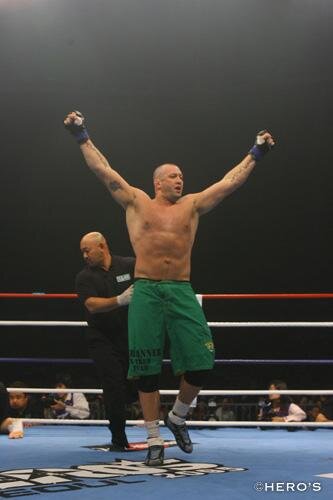 Les Premiers Français à l'UFC - midoux kristof V
