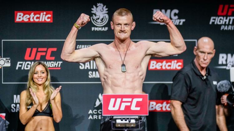 Les Premiers Français à l'UFC Kevin "Air" Jousset Pesée