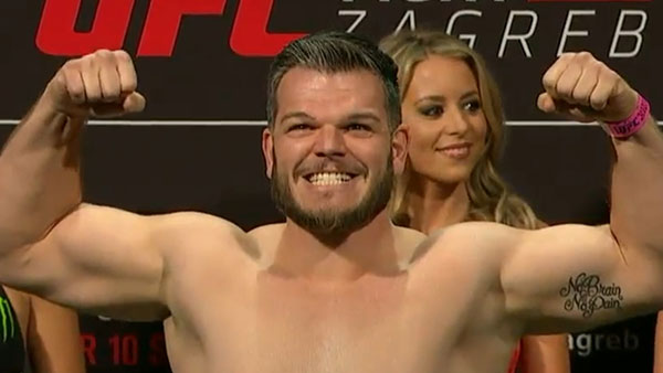 Les Premiers Français à l'UFC - Cyril Asker UFC