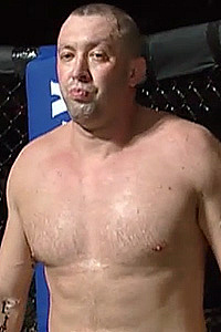 Les Premiers Français à l'UFC - midoux kristof cage