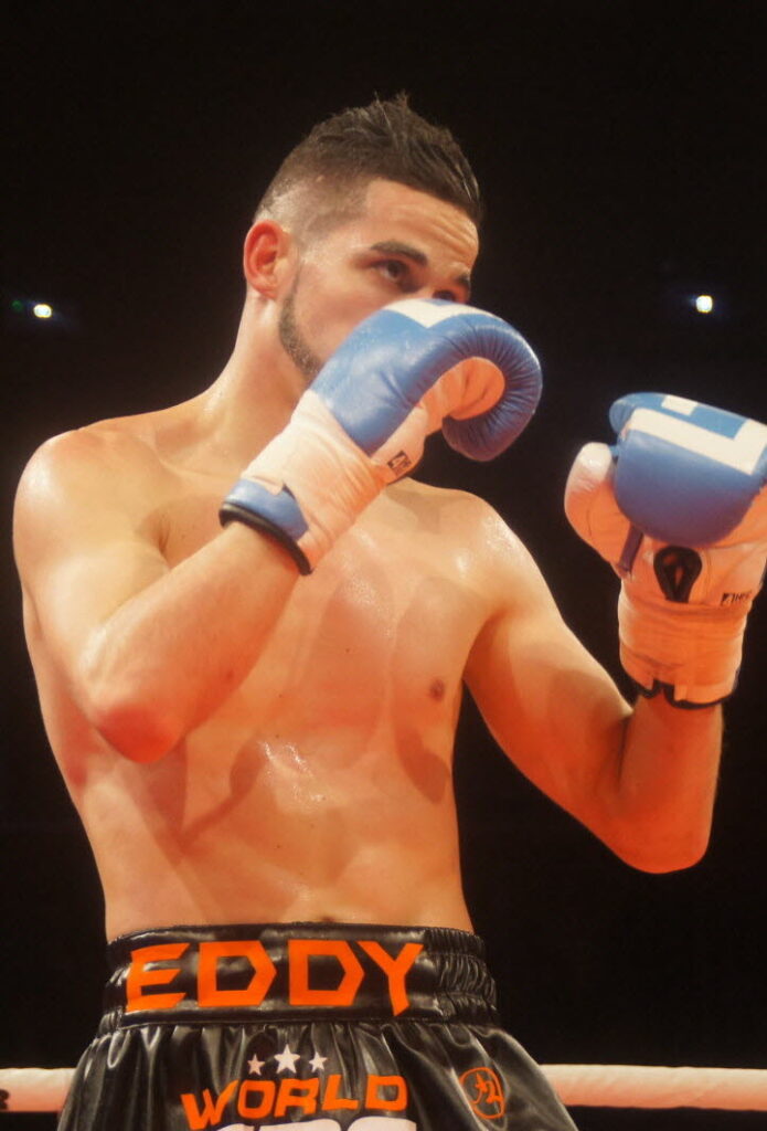 Eddy Naït Slimani KickBoxing Pose 3