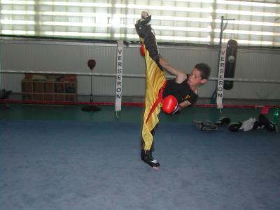 Eddy Naït Slimani KickBoxing Jeune Kick