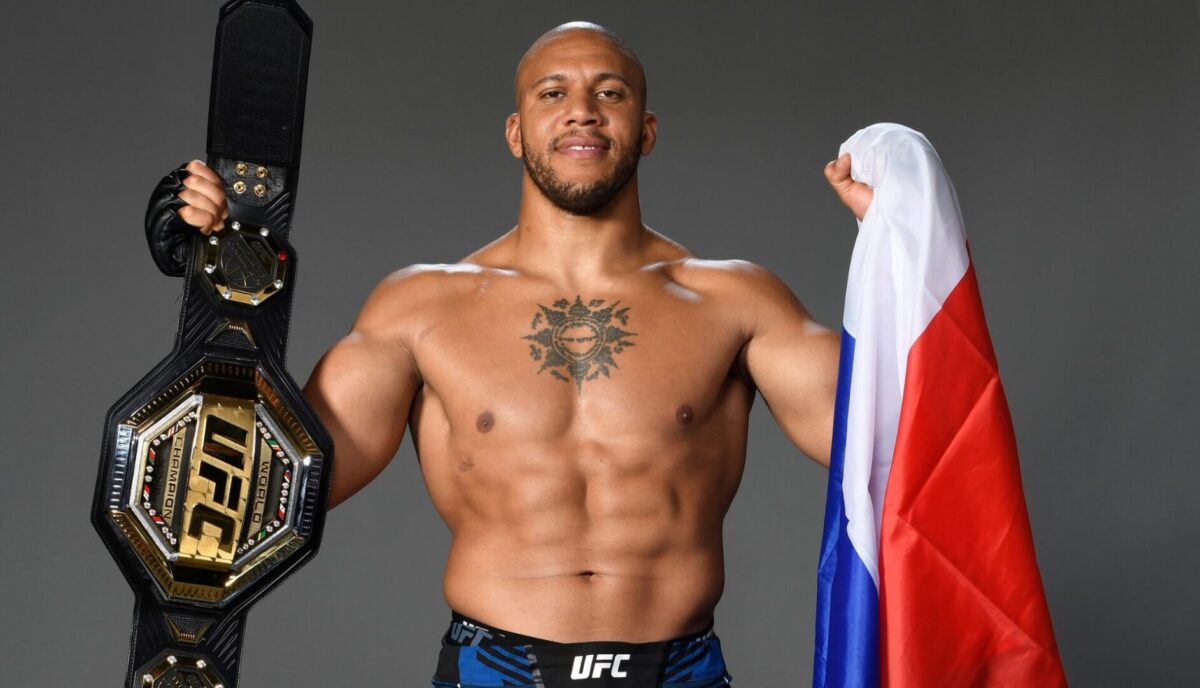 Ciryl Gane UFC Champion drapeaux France