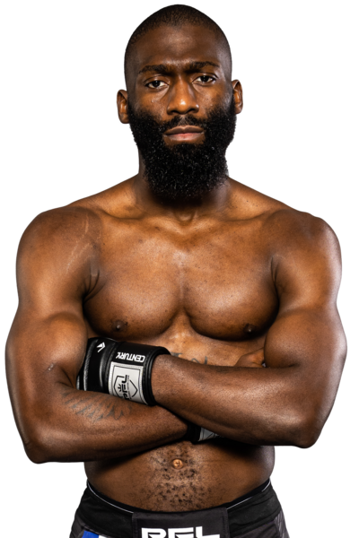 Cédric Doumbé pose